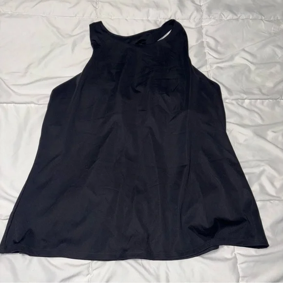 Old Navy Active Black PowerSoft Strappy Back Shelf Bra Tank Top XXL - Picture 2 of 6